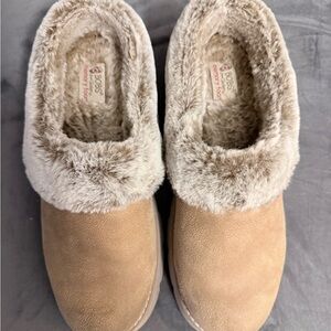 Skechers Bobs Women's Cozy Tan Faux Fur Slippers